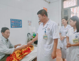 LANH-DAO-TA-NG-QUA-3.jpg
